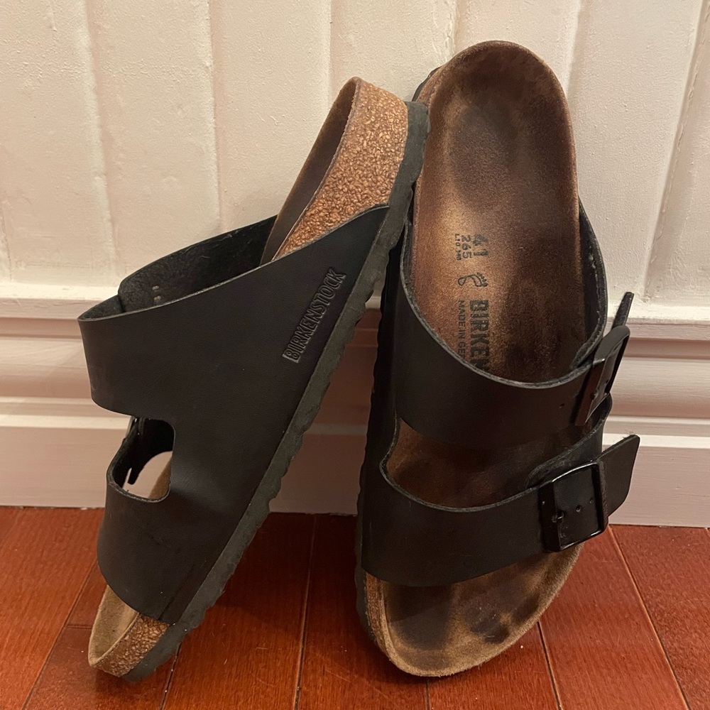 Birkenstocks Black Arizona Sandal - sz 41